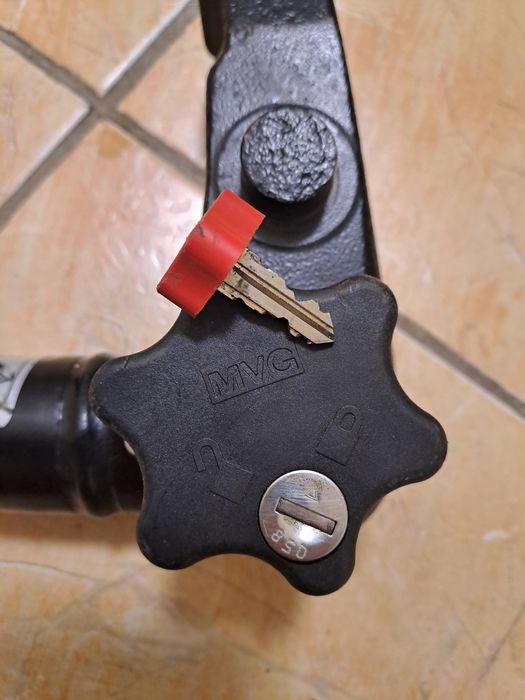 Теглич за Хюндай 35/20