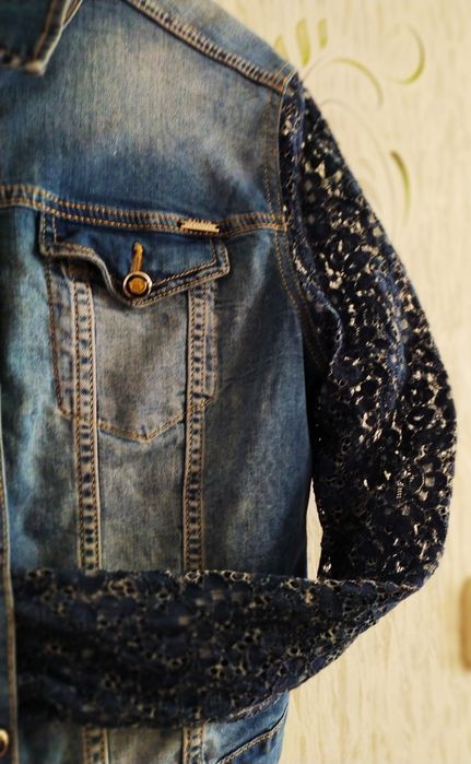 Куртка джинсовая короткая