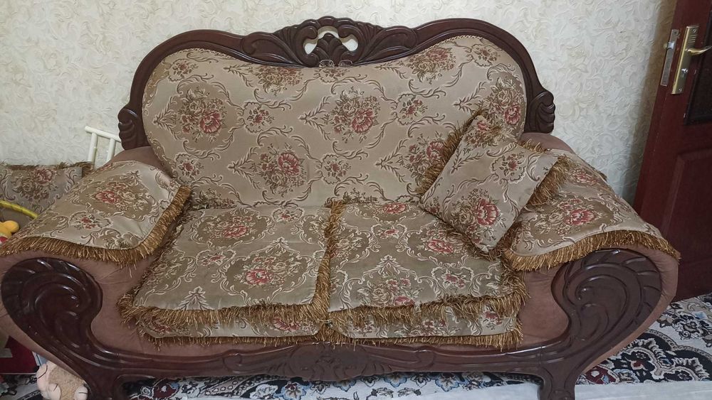 Мягкий мебель Диван