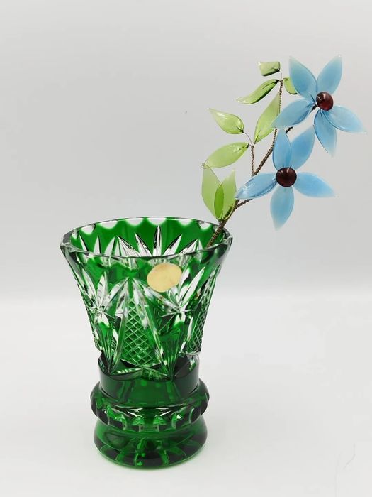 Изумрудено зелена кристална шлифована ваза Nachtmann