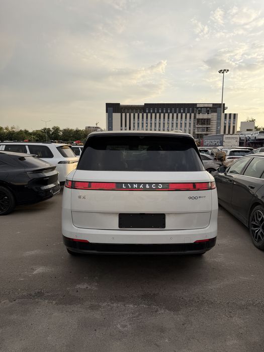 Lynk&co 900, 2.0T 2026