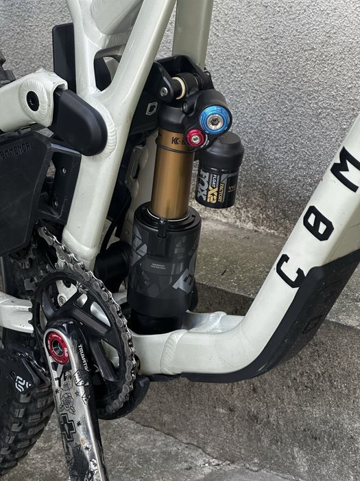 Commencal Supreme V5 XL