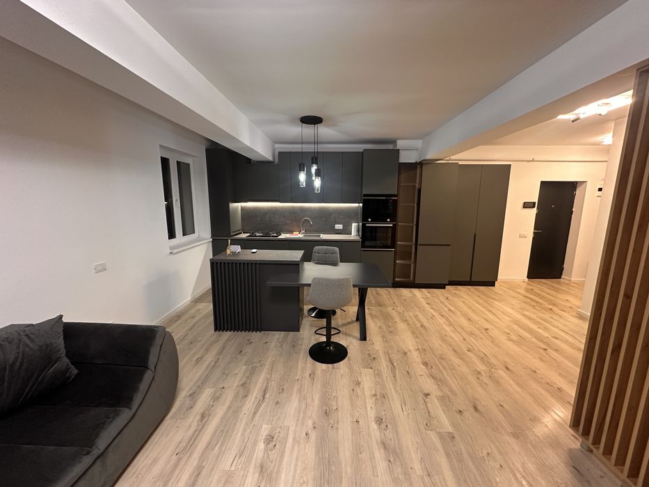 Apartamet 2 camere Rezidet parc