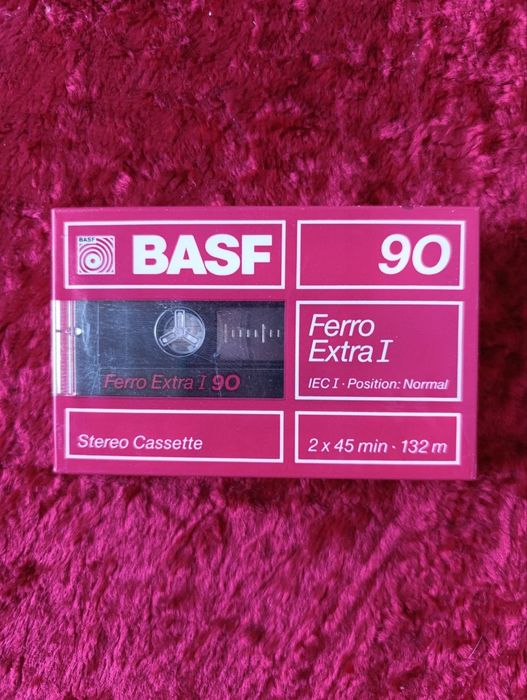 Аудиокассета BASF 90  ( НОВАЯ  )