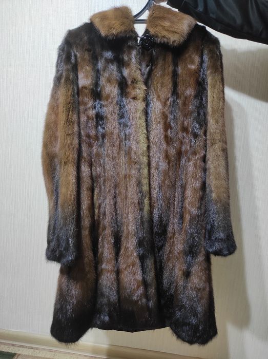 Продам норковую шубу