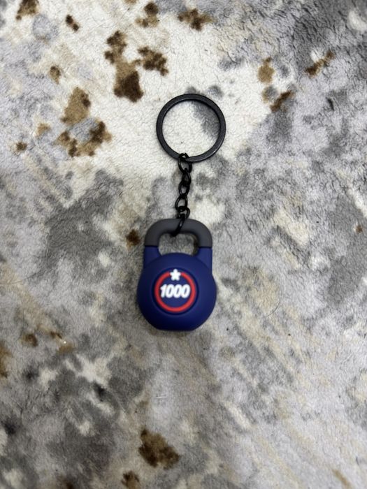 продается Брелки