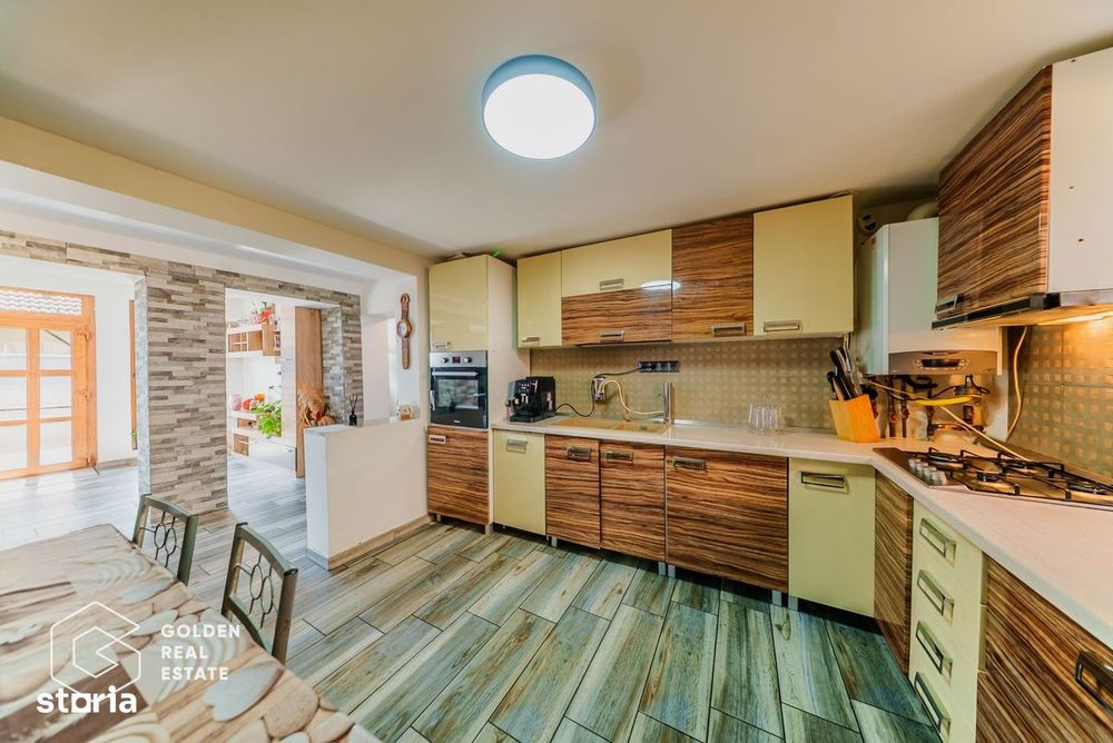 Casa din caramida, în Gai, teren 492, comision 0%