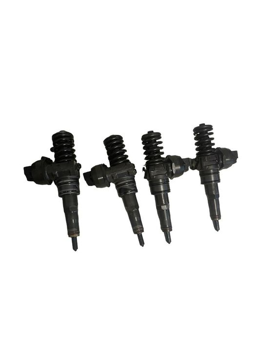 Set Injectoare Combustibil Volkswagen Touran 1T1, 1T2 2003 - 2010 1.9 Tdi Bkc 038130073Ag