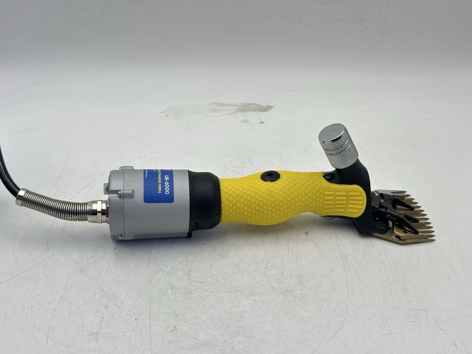 Qoy yungin oladigan apparat