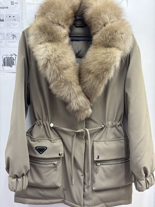 Продам новую парку 42-44 размер