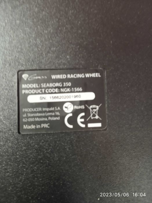 Vând volan cu pedale Genesys compatibil cu PC și PS 3