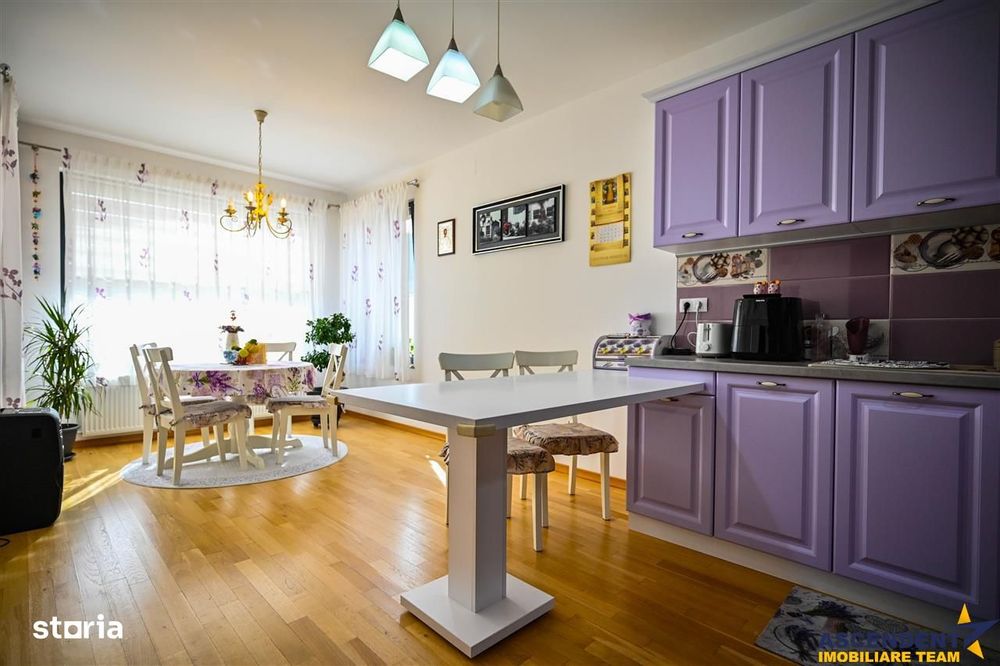 Vila eleganta cu design rafinat, teren 1.000 mp, central, Sacele – Bra