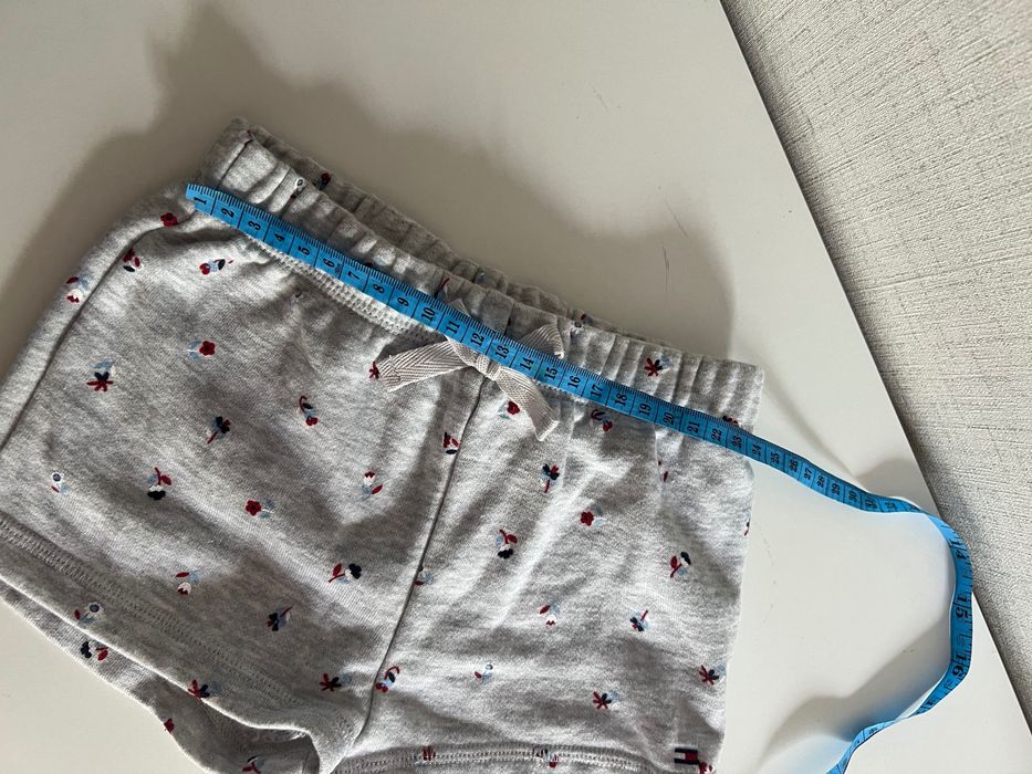 Лот дрехи за момиче Tommy Hilfiger, Puma, H&M, Христо Стоичков