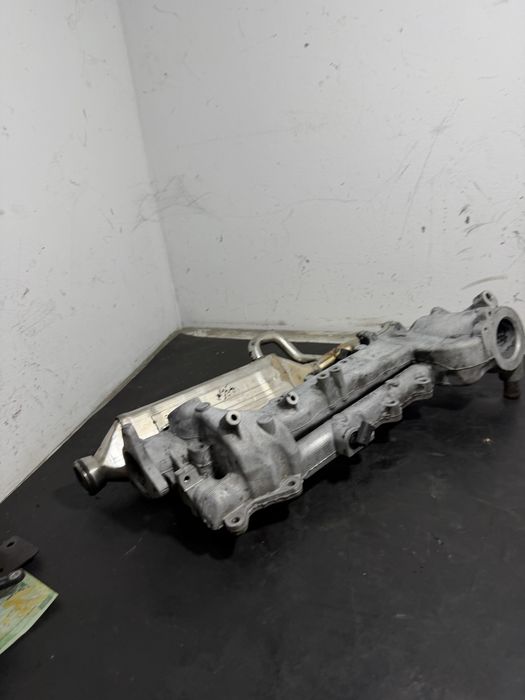 Galerie admisie Mercedes ML W164 3.0 diesel V6  ML320 ML350 Ml280 A6420902637 | A6420901337 Galerie admisie dreapta Mercedes ML W164 Galerie admisie S