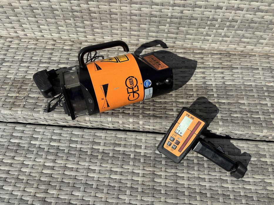 Laser profesional cu dubla panta Geo laser NL 702
