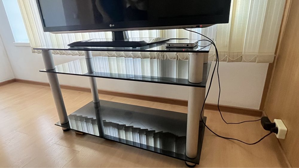 Тумба под телевизор