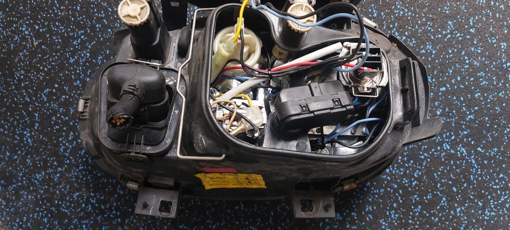 Фолксваген Голф 4 бензин дясна дирекция на части