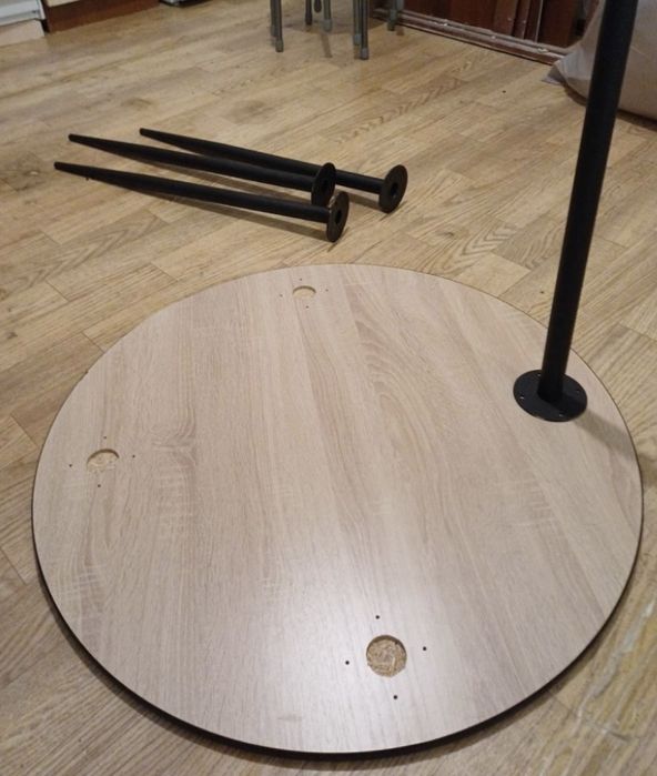 Продаю стол б/у