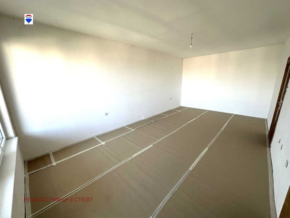 Четиристаен апартамент за продажба кв. Дружба 2