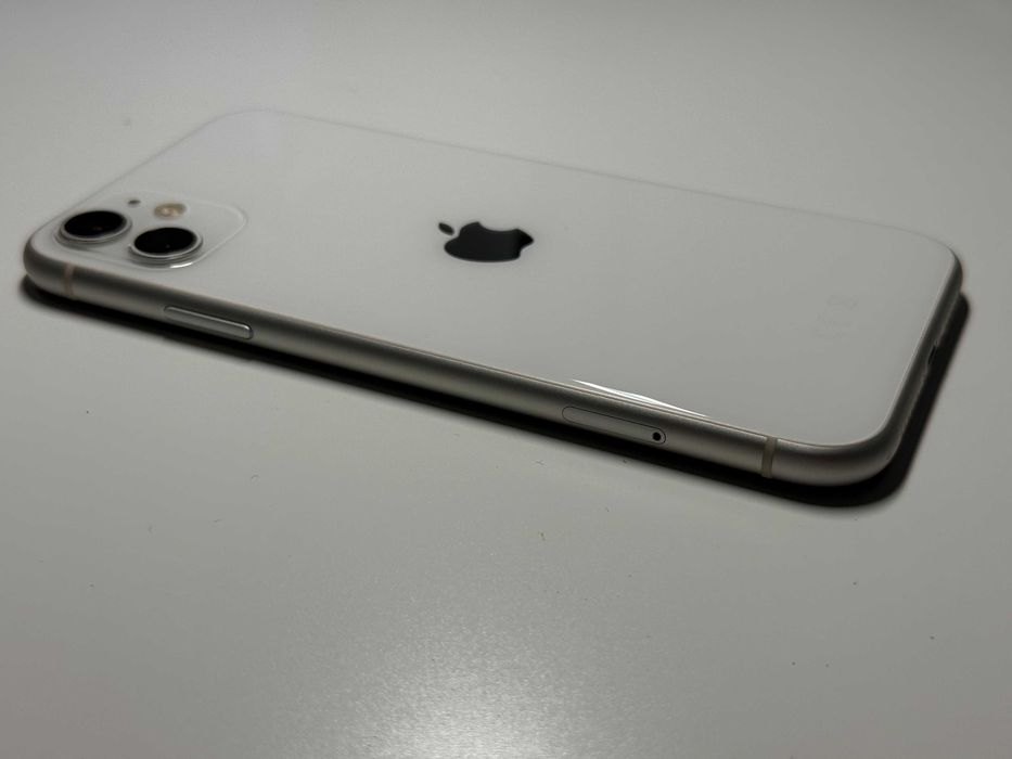 iPhone 11, Alb, 64Gb, Liber de retea | Cod - G828