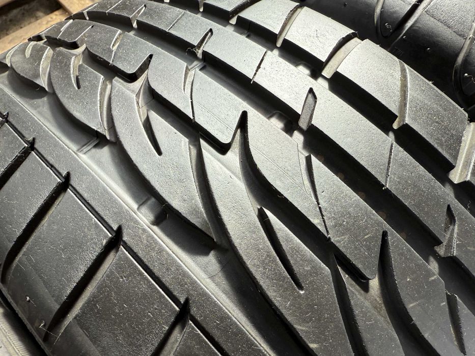 2x Anvelope Vara 245/40 r18 runflat - Firestone FIREHAWK SZ90