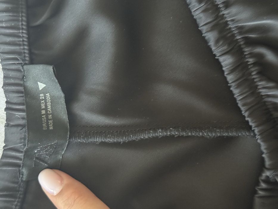 Продам атласные штаны Zara