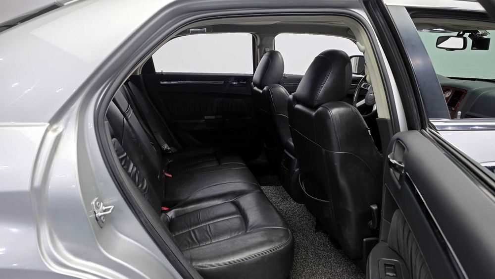 Chrysler 300c 3.0Diesel autogeorge.com