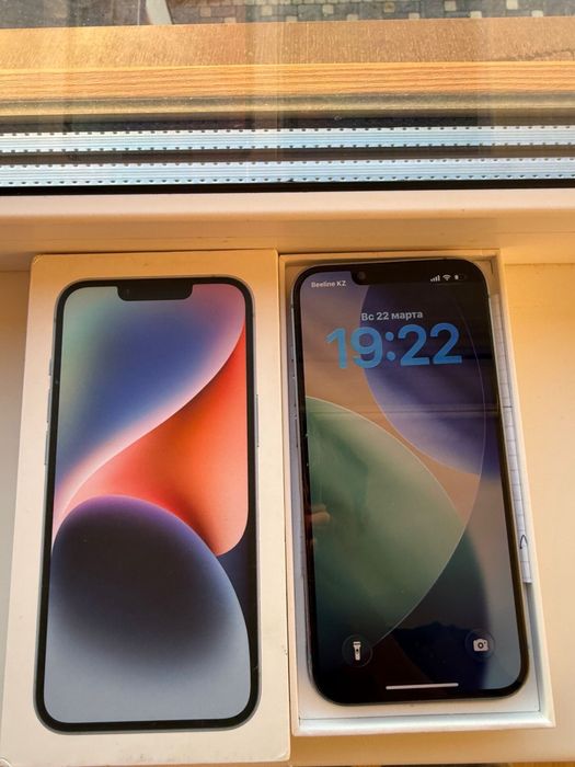 Продам айфон 14.