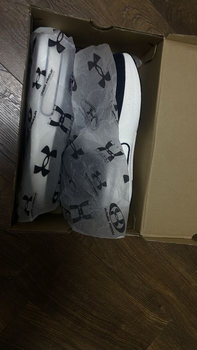 Кроссовки спортивные Under armour U Phantom 4 luxe