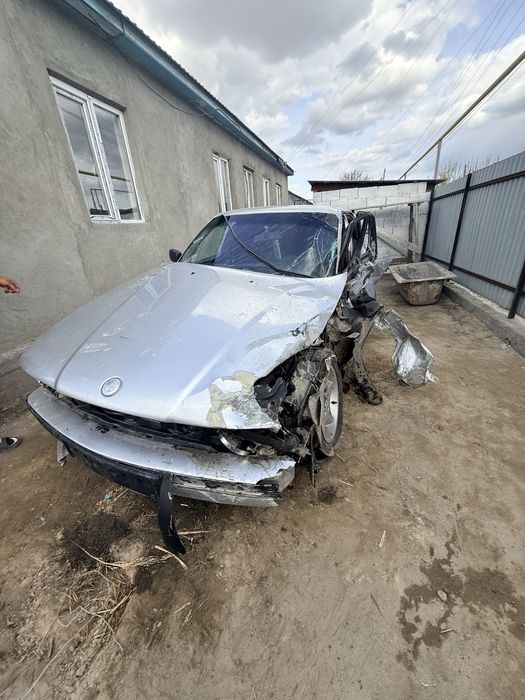 Продам BMW E34 на запчасти