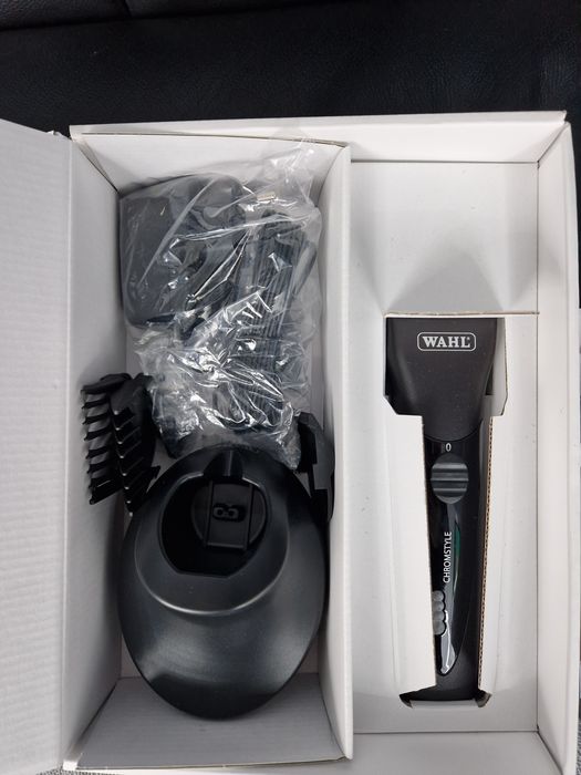 Vând mașină de tuns Wahl Chromstyle