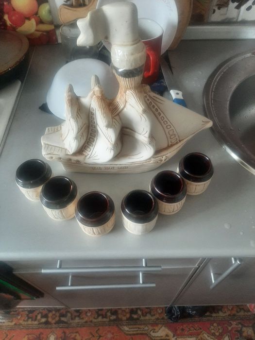 Продам винный набор