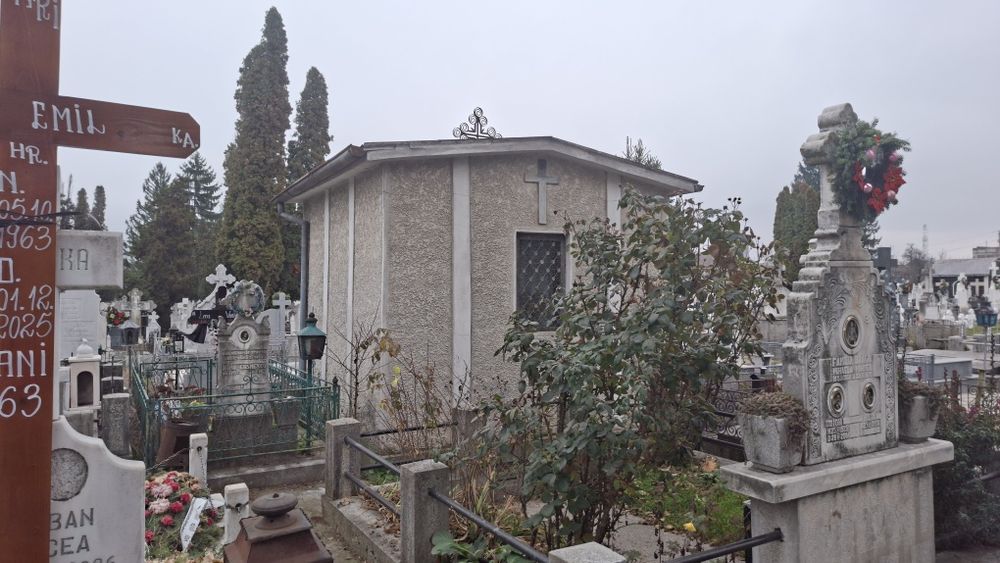 Capelă/Cavou in cimitirul Cetățuia (Eroilor)