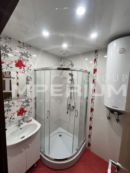 Дава се под наем Двустаен апартамент в Варна, Цветен квартал - 75 кв.м за 612 € - Снимка #5