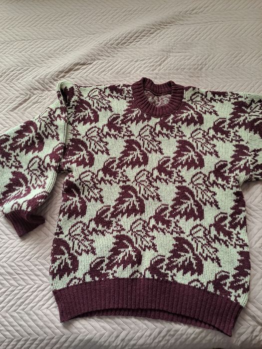 Дамска вълнена блуза ползвана в мбого добро състояние