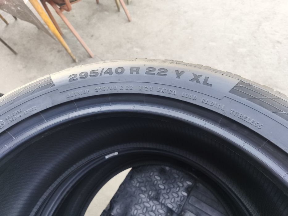 295-40-R22  Continental
