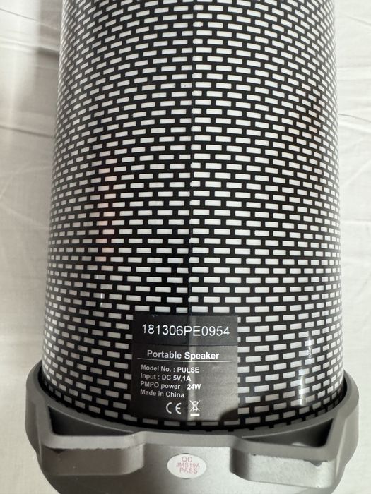 Boxa portabila bluetooth