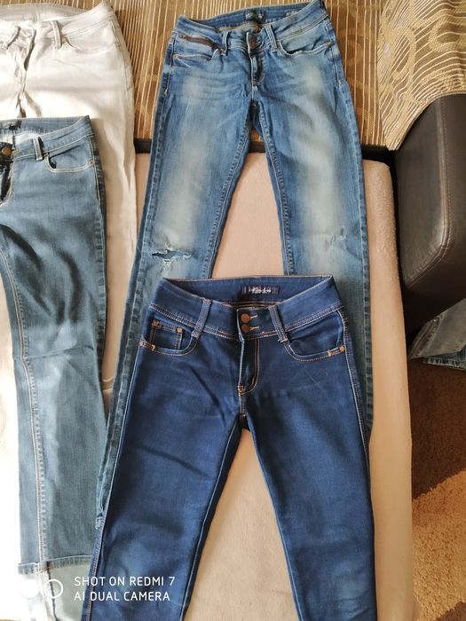 Лот дънки за момиче