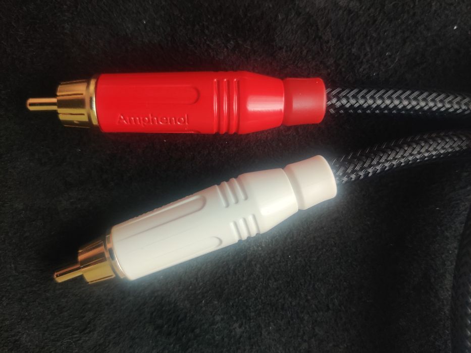 Cablu Interconect – Canare L-4E6S Star Quad & conectori RCA Amphenol