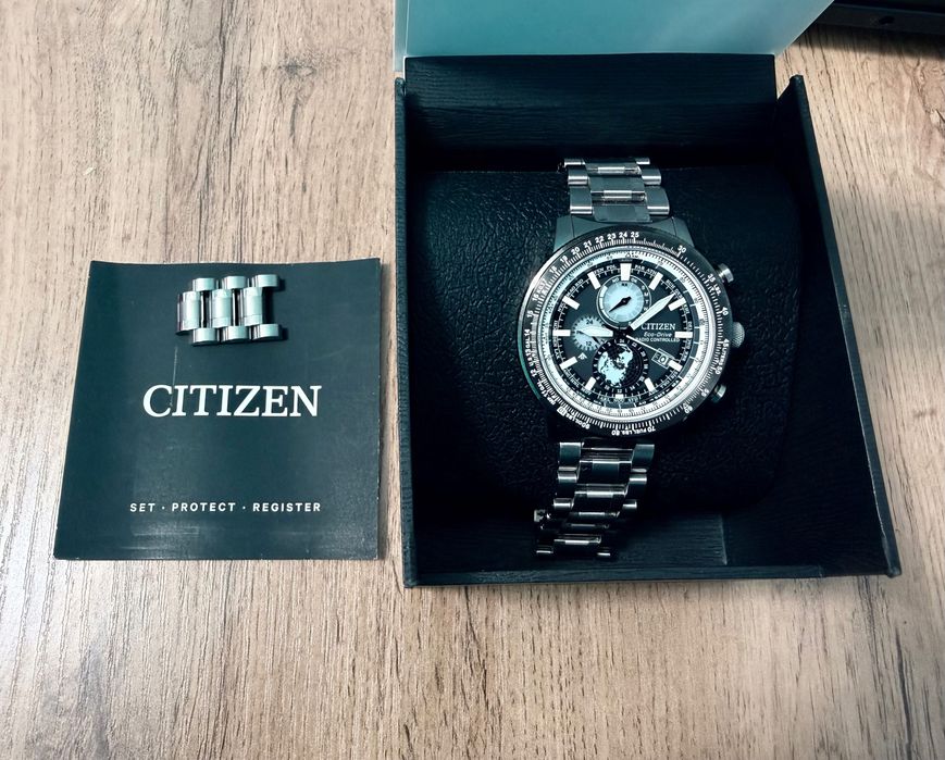 CITIZEN Eco-Drive Geo Trekker