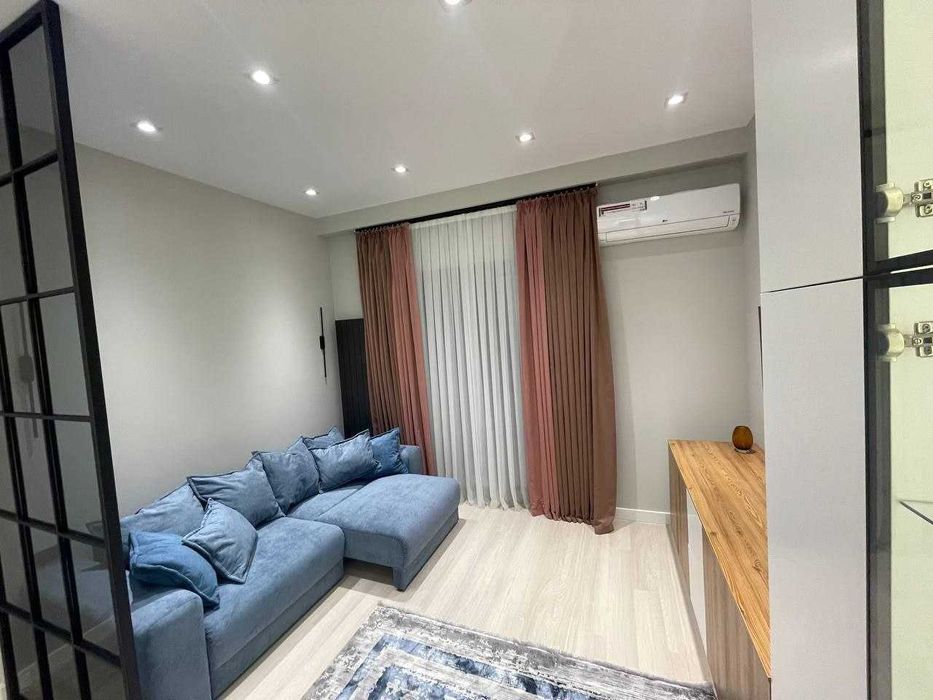 Сдается студия в элитном ЖК Mirabad Avenue, поставили кровать