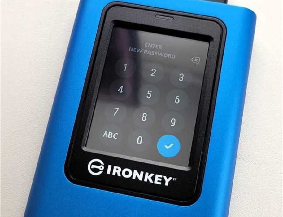 SSD KINGSTON IronKey Vault Privacy 960GB USB 3.0