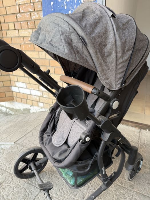 Детская коляска