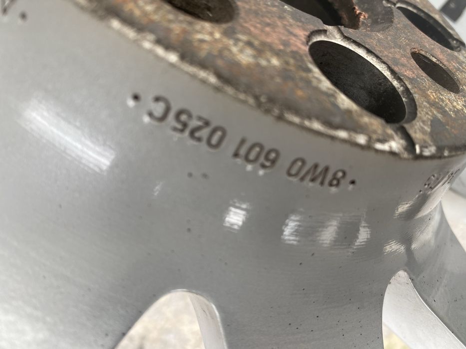 Джанта 17 за Audi A4 b9 Ауди