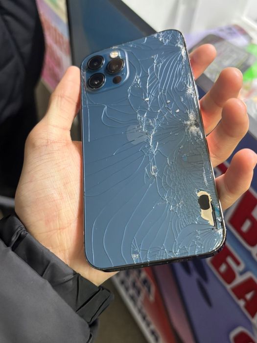 Продам 12 про