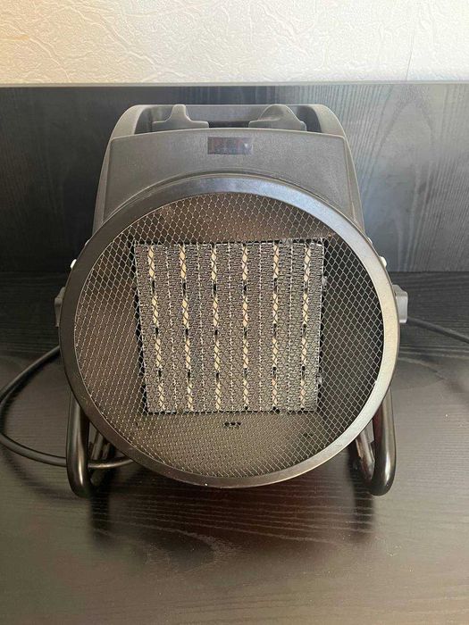 Электрическая тепловая пушка