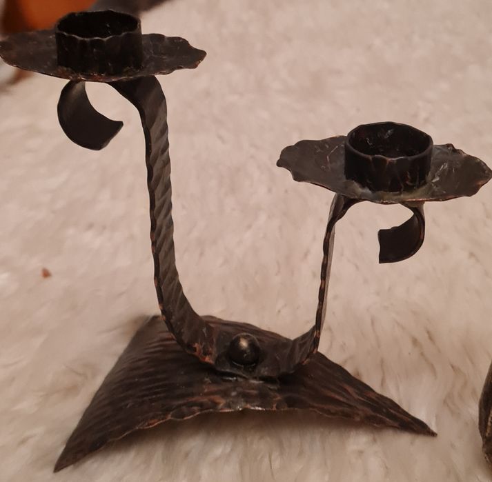 Керамичен сервиз, свещници ковано желязо и два гювеча