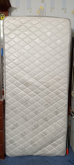 Кровать полуторка