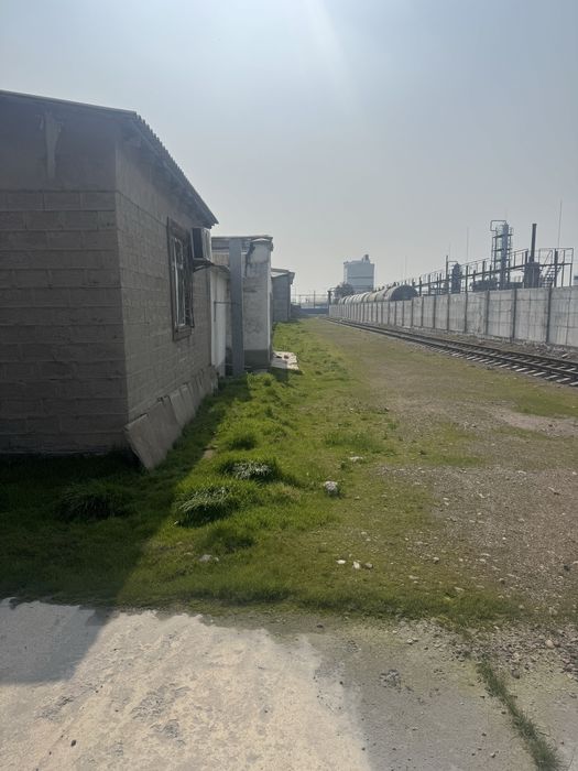 Продаётся Производ территория.