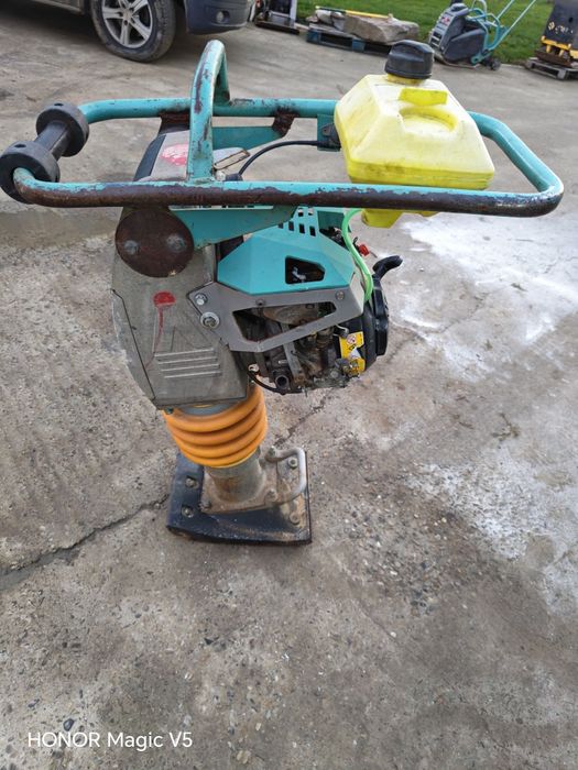 Mai compactor Ammann honda gx100